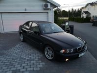 BMW 525i Sedan E39 2003