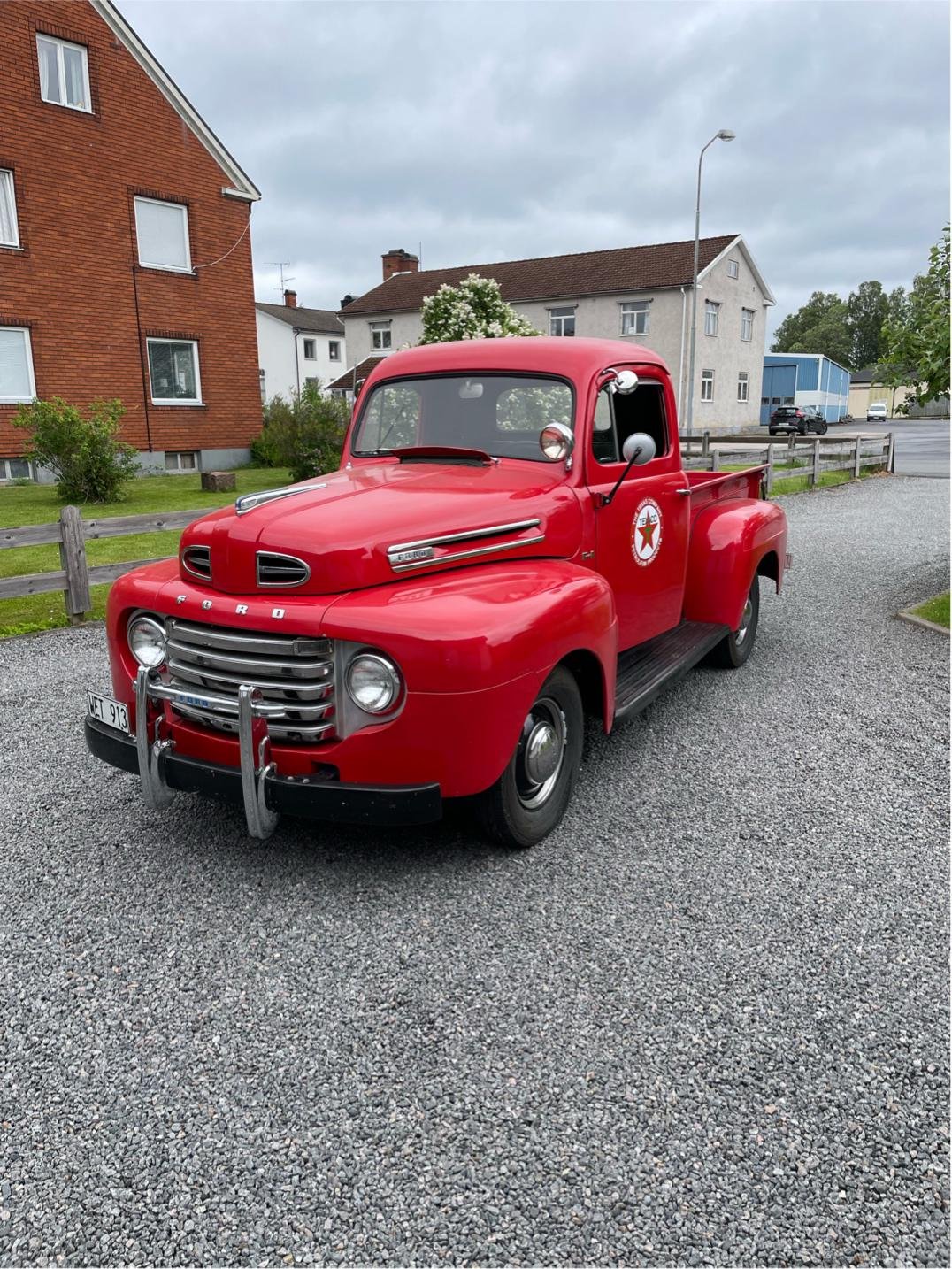 Ford F-1 3.9 V8 Manual, 101hp, 1950