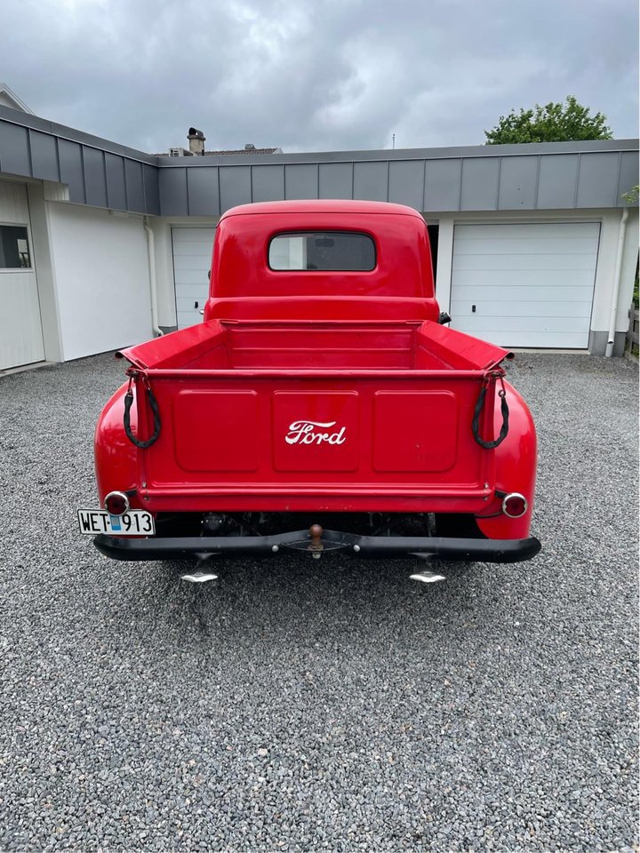 Ford F-1 3.9 V8 Manual, 101hp, 1950