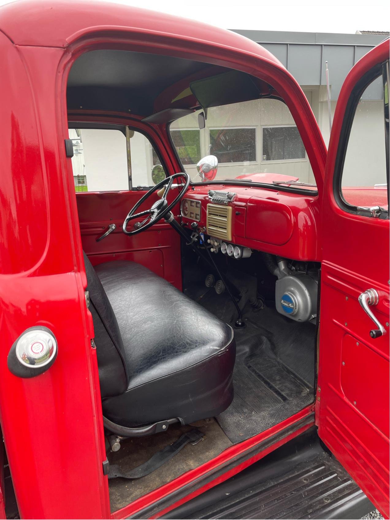 Ford F-1 3.9 V8 Manual, 101hp, 1950