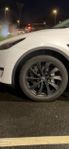Lugano Racing Black vinterhjul till Tesla Model Y och 3