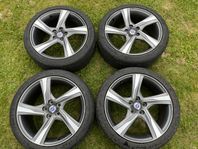 Volvo R-Design 18" med Goodyear Eagle F1 235/40R18 