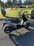 Peugeot speedfight 4