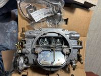 Edelbrock 8867 förgasare