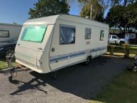 Lätt Adria Barnkammarvagn 502uk