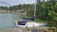 Omega 28, påkostad