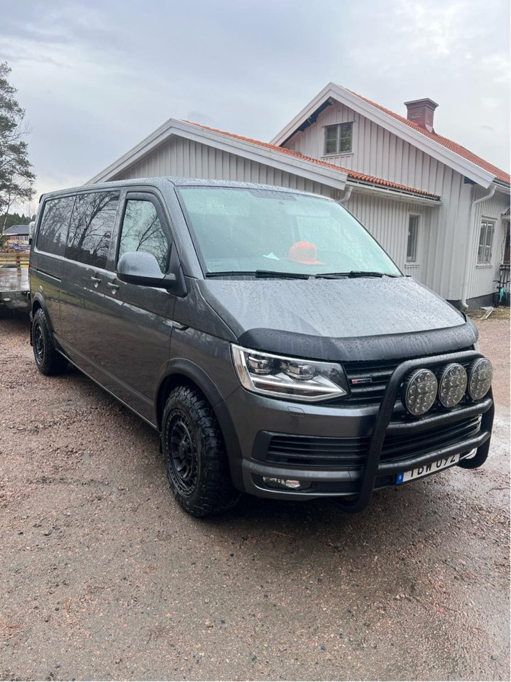 Volkswagen Transporter Kombi ...