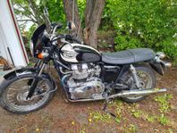 Triumph Bonneville T100, 2007