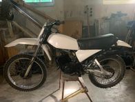 Yamaha 125 1978 rep obj