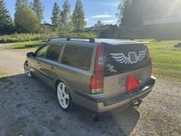 A-Traktor Volvo V70 2003