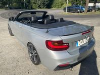 Fin BMW 220 i cab M Sport Sv såld, lågmil, bes 10/4