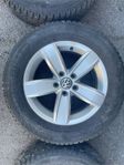 Vinterdäck och fälg VW original 16tum