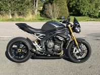 Triumph Speed Triple 1200 rs