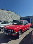 BMW E21 318 Sedan