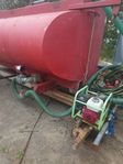 vattenspridar tank på lastväxlarram