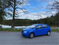 Skoda Fabia -03 Låga mil