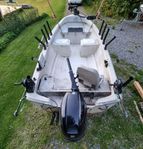 crescent 434. ny motor. Tk-kärra. fiskeutrustad