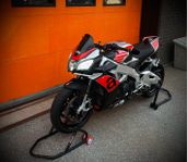Aprilia Tuono V4 1100R|Kolfiber|Påkostad|Nybes|Byte