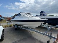 Bayliner 1952 Capri