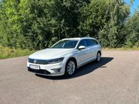 Volkswagen Passat Variant GTE Cockpit, Backkamera, Dragkrok