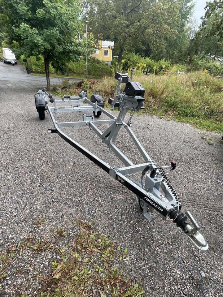 Båttrailer Fogelsta 18100X B