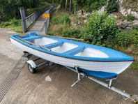 Plastbåt +trailer