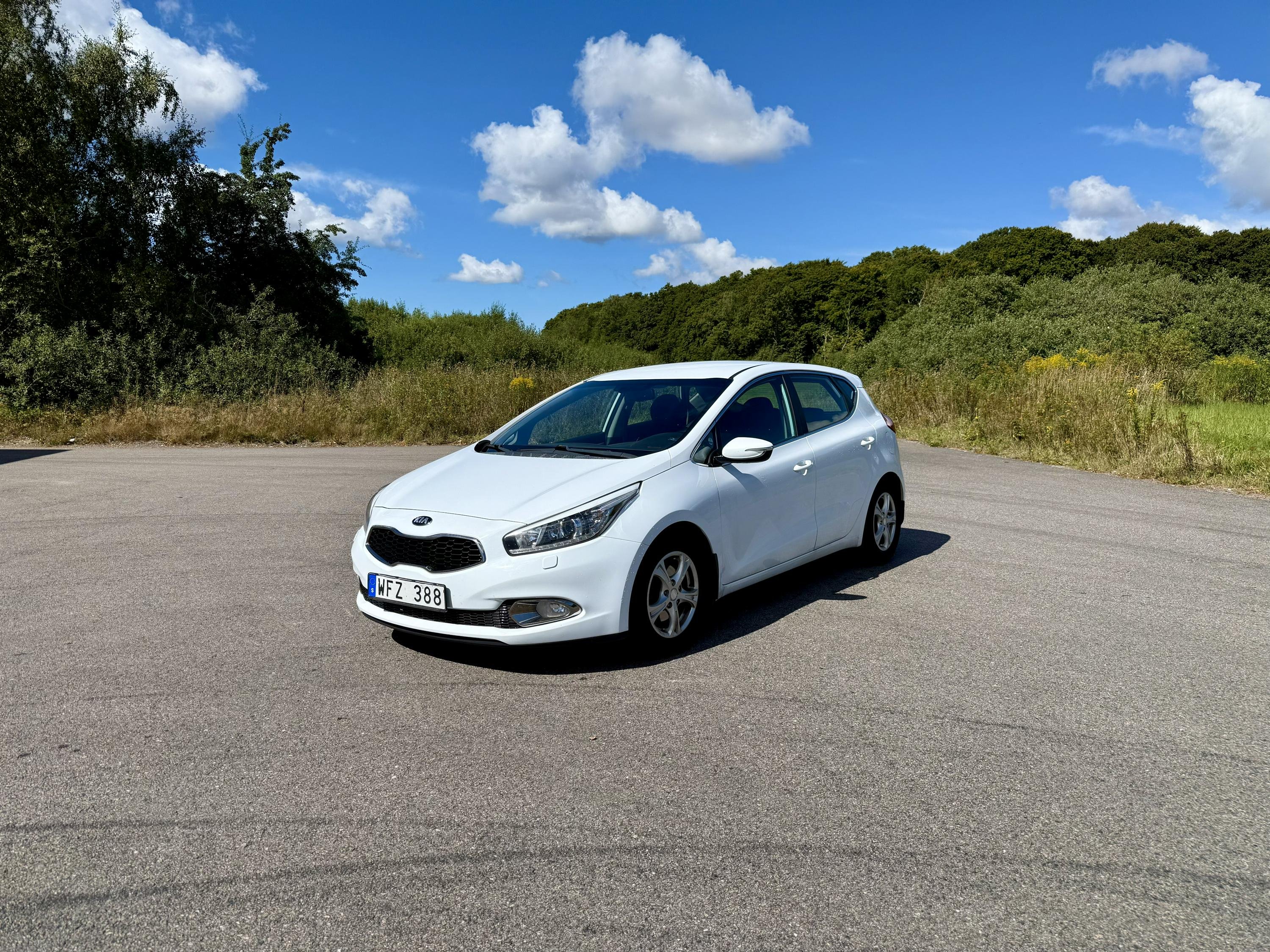 Kia cee'd 1.6 CRDi Manuell, 6-trinn, 110hk, 2013