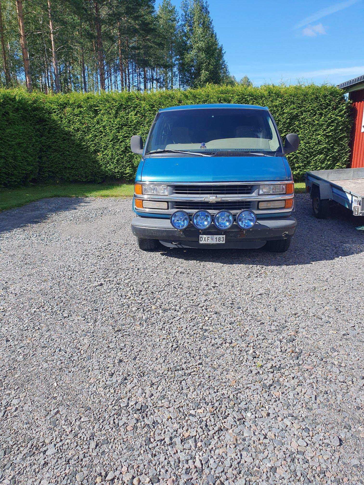 Chevrolet Express G2500 Conversion Van 5.7 V8 Hydra-Matic, 254hk, 1998