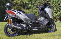 Yamaha XMAX 300