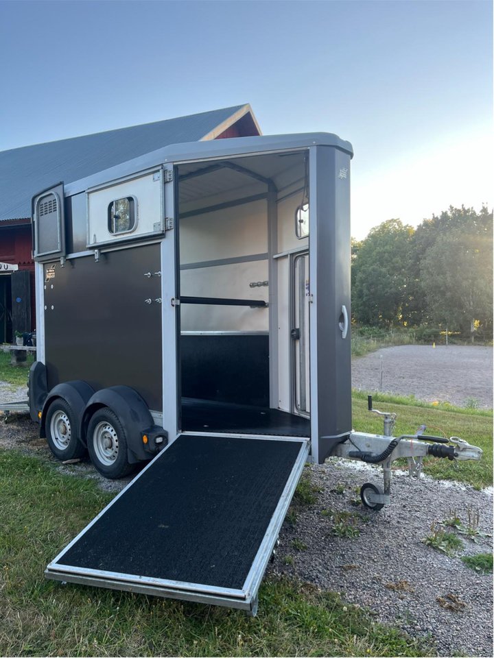 Ifor Williams HB403R (B-kort)