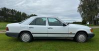 Mercedes-Benz 200 