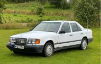 Mercedes-Benz 200 