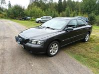 Volvo S60 2.4T AWD