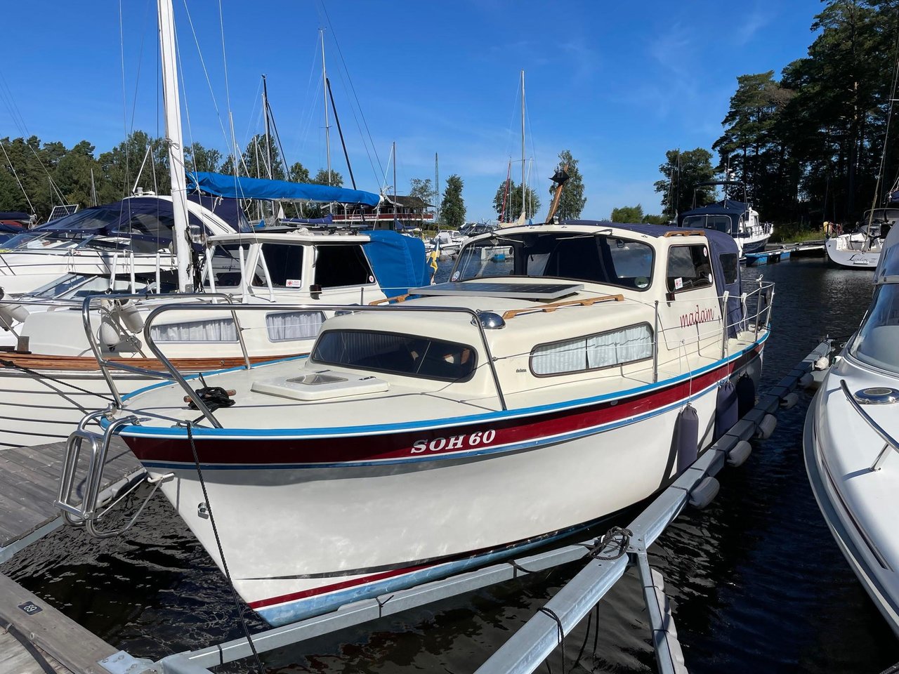 Albin 25 de luxe