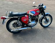 BSA Lightning 650 i mycket fint skick, ev. byte