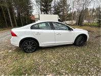 Volvo S60 Cross Country D4 AWD Geartronic Classic, Summum Eu