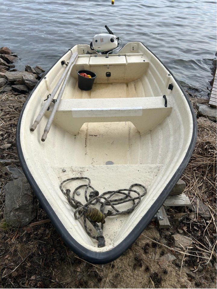 Triss 425 med 4T Yamaha 4 hp