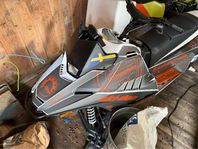 Barnskoter 200cc Yamaha / articcat