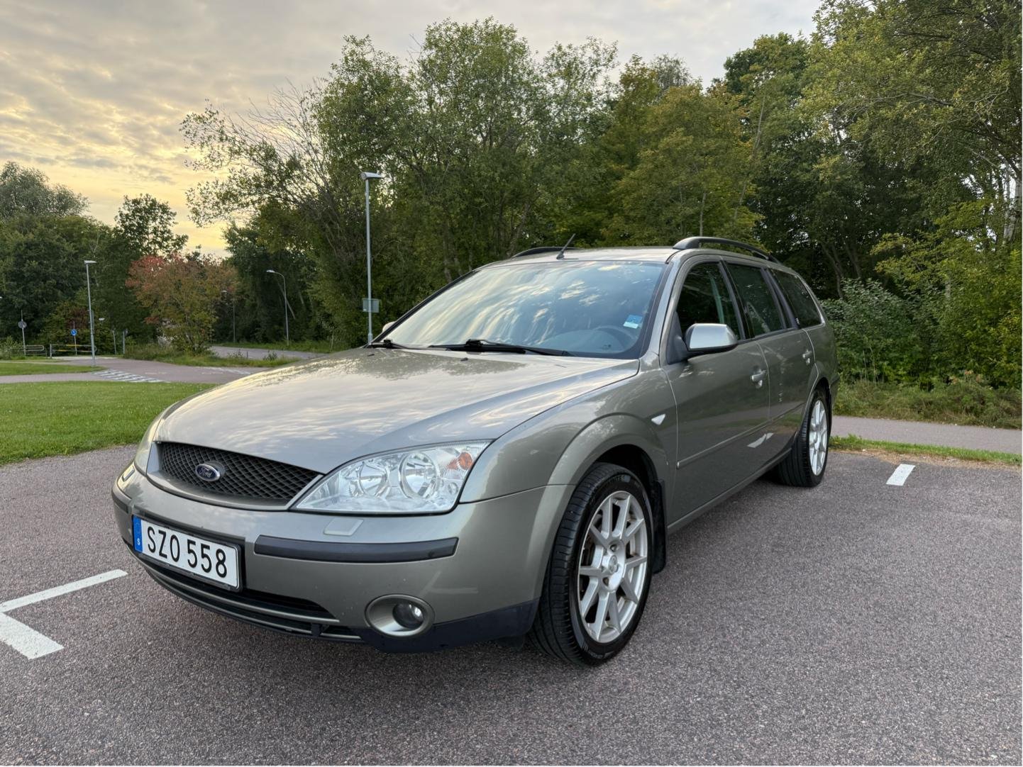 Ford Mondeo Stasjonsvogn 2.0 Manuell, 5-trinn, 145hk, 2002
