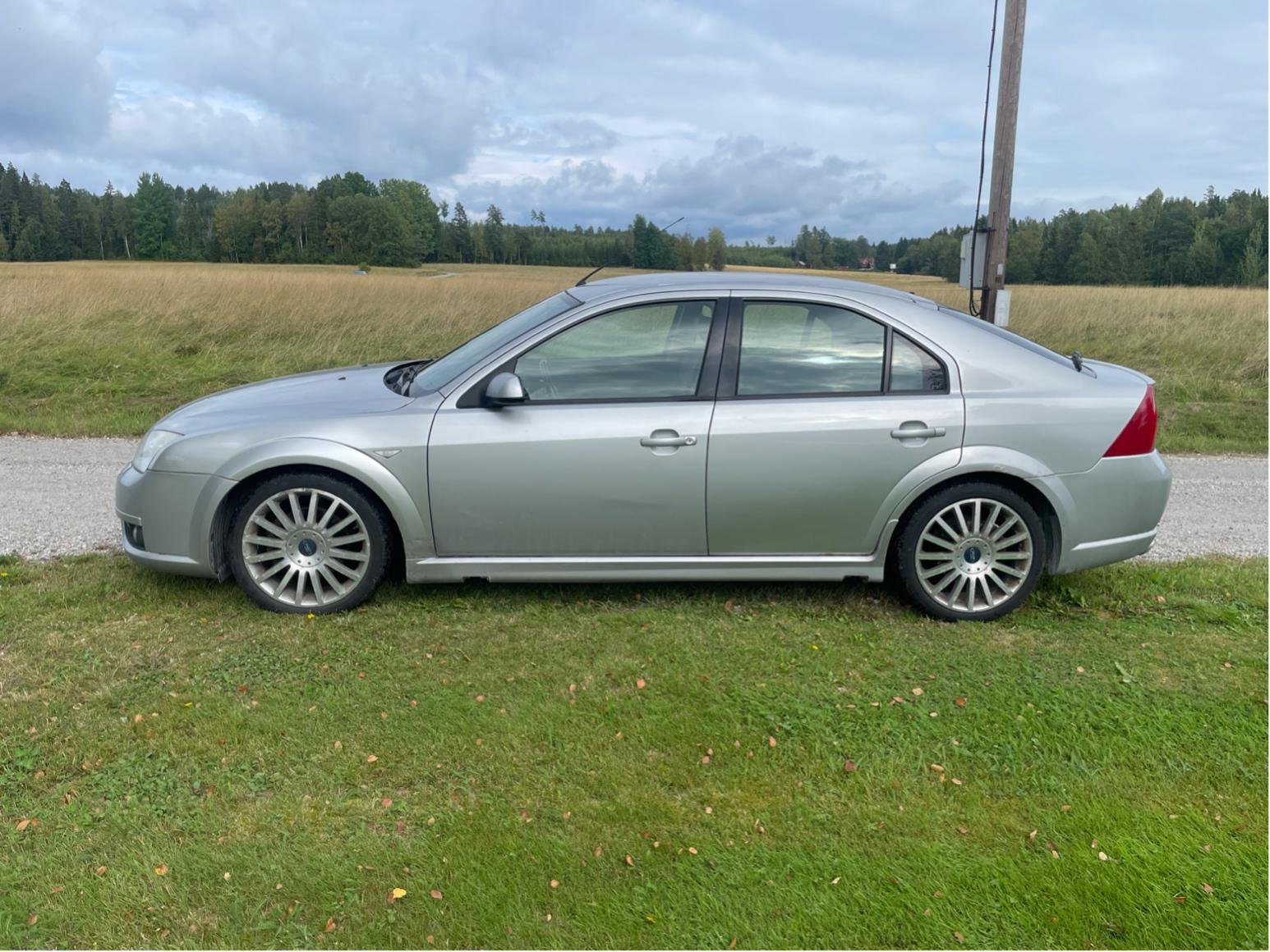 Ford Mondeo ST220 Kombi Manuell, 5-trinn, 226hk, 2003