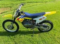 Suzuki DRZ 125 L Cross – Mycket fint skick!