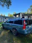 Volvo V70 2.4