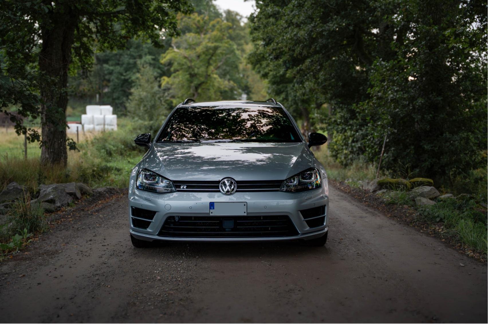 Volkswagen Golf Variant R 2.0 TSI BMT 4Motion DSG sekvensiell, 6-trinn, 300ps, 2016
