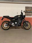 Välvårdad och otroligt rolig XSR900 söker ny förare.