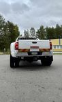 Dodge RAM 3500 Quad Cab 5.9 Cummins 4x4 dually 