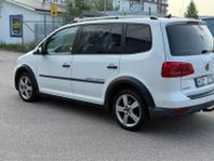 Volkswagen CrossTouran 2.0TDI 140hk 7-sits drag Toppskick!
