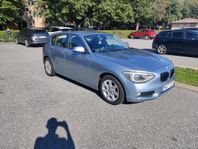 BMW 118D - Värmare, vinterhjul, låga mil