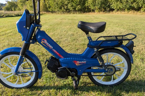 Tomos Quadro Klass2 säljes i Eskilstuna Bl såld eller borttagen