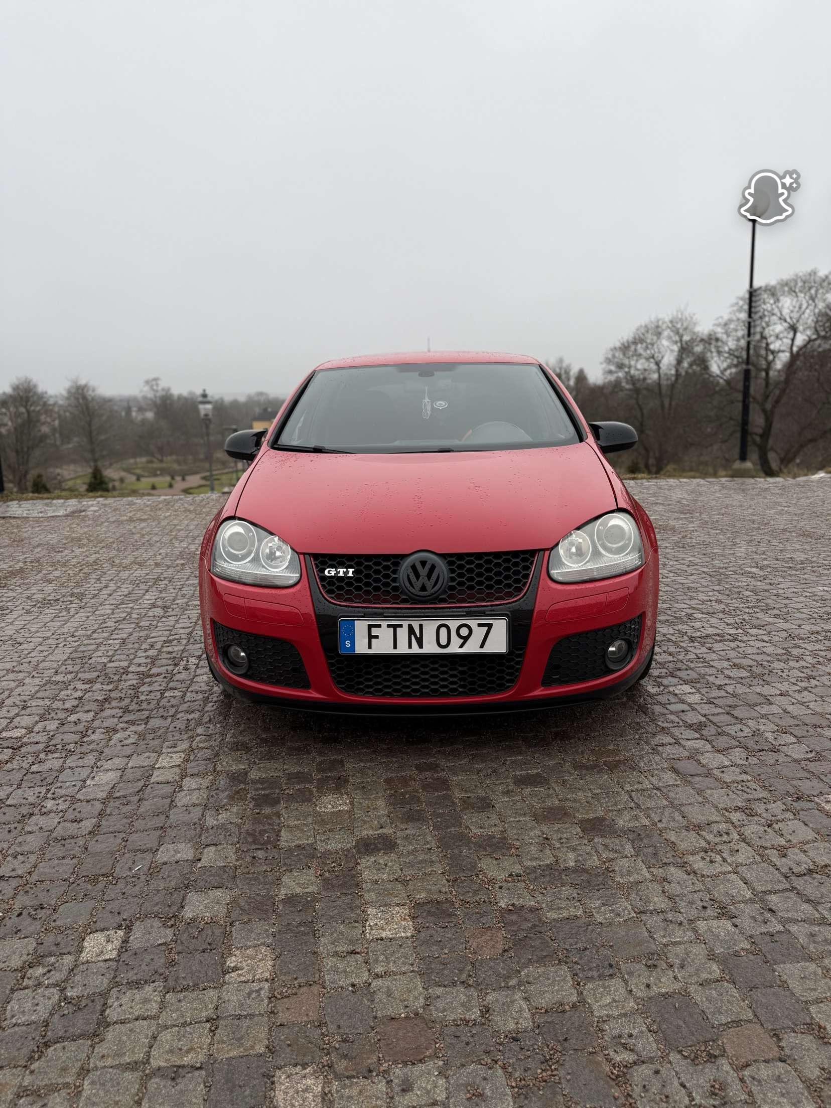 Volkswagen Golf 5-dørs GTI 2.0 Turbo FSI DSG sekvensiell, 6-trinn, 200ps, 2008