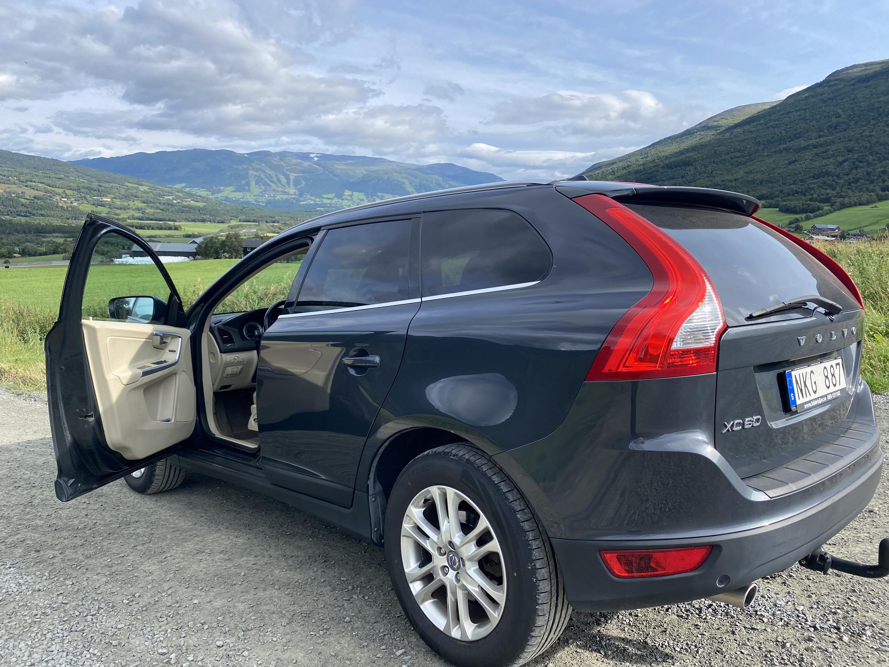 Volvo XC60 D5 AWD Geartronic, 205hp, 2011